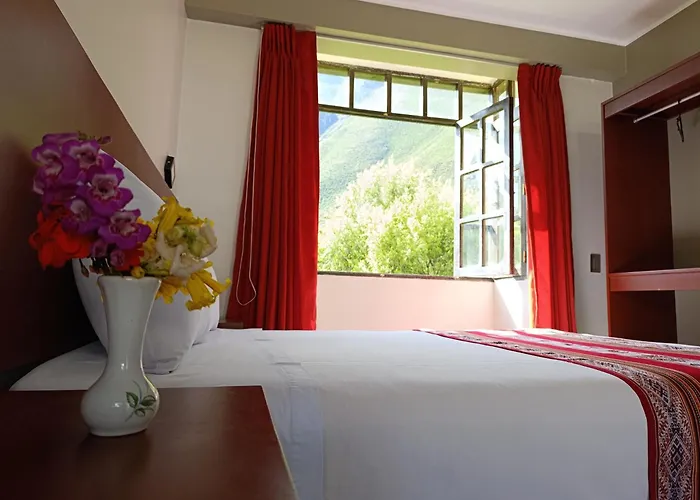 Samana House Hotel 2*