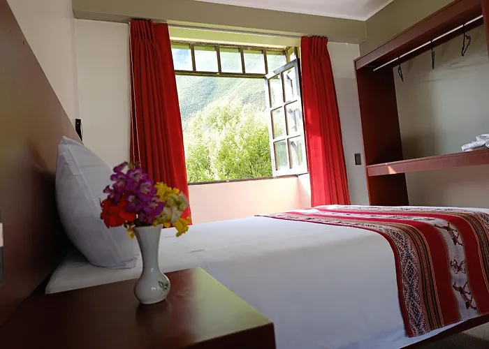 Hotel Samana House 2*